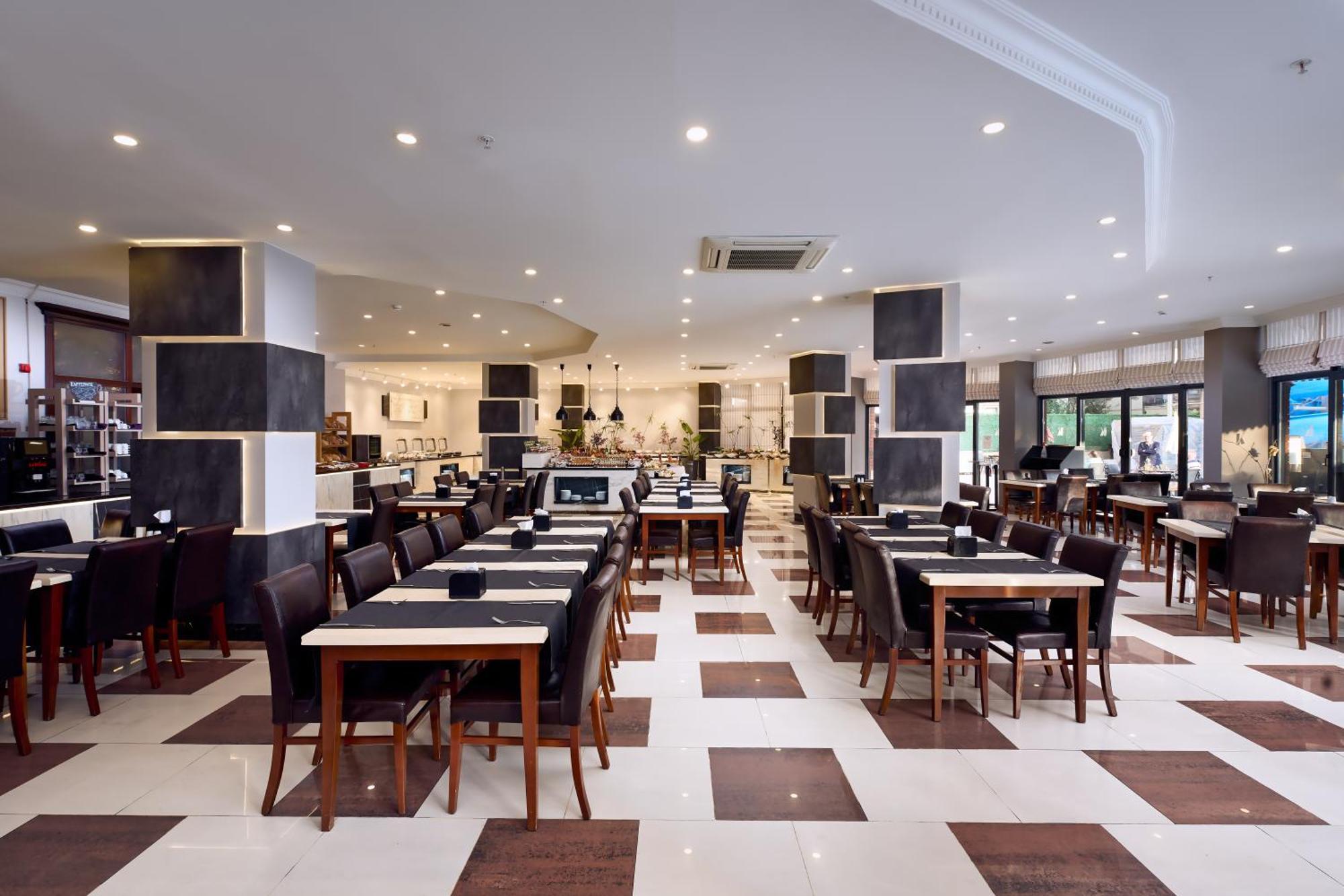 Kaila Hotel 4*