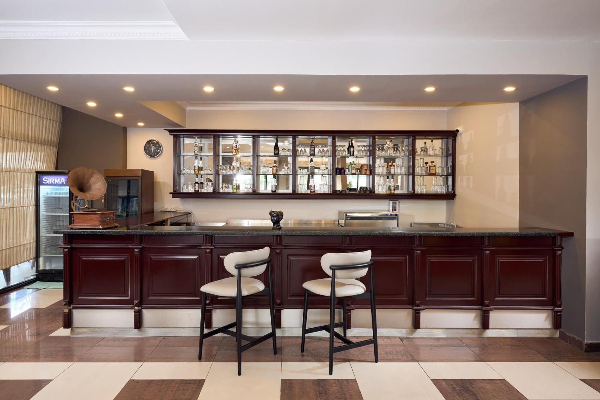 Hotel Kaila 4*
